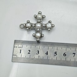 约40毫米焊锡淡水珍珠十字形吊坠
